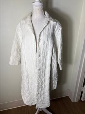 Waterworks White Quilted Short Sleeve Coat Sz L